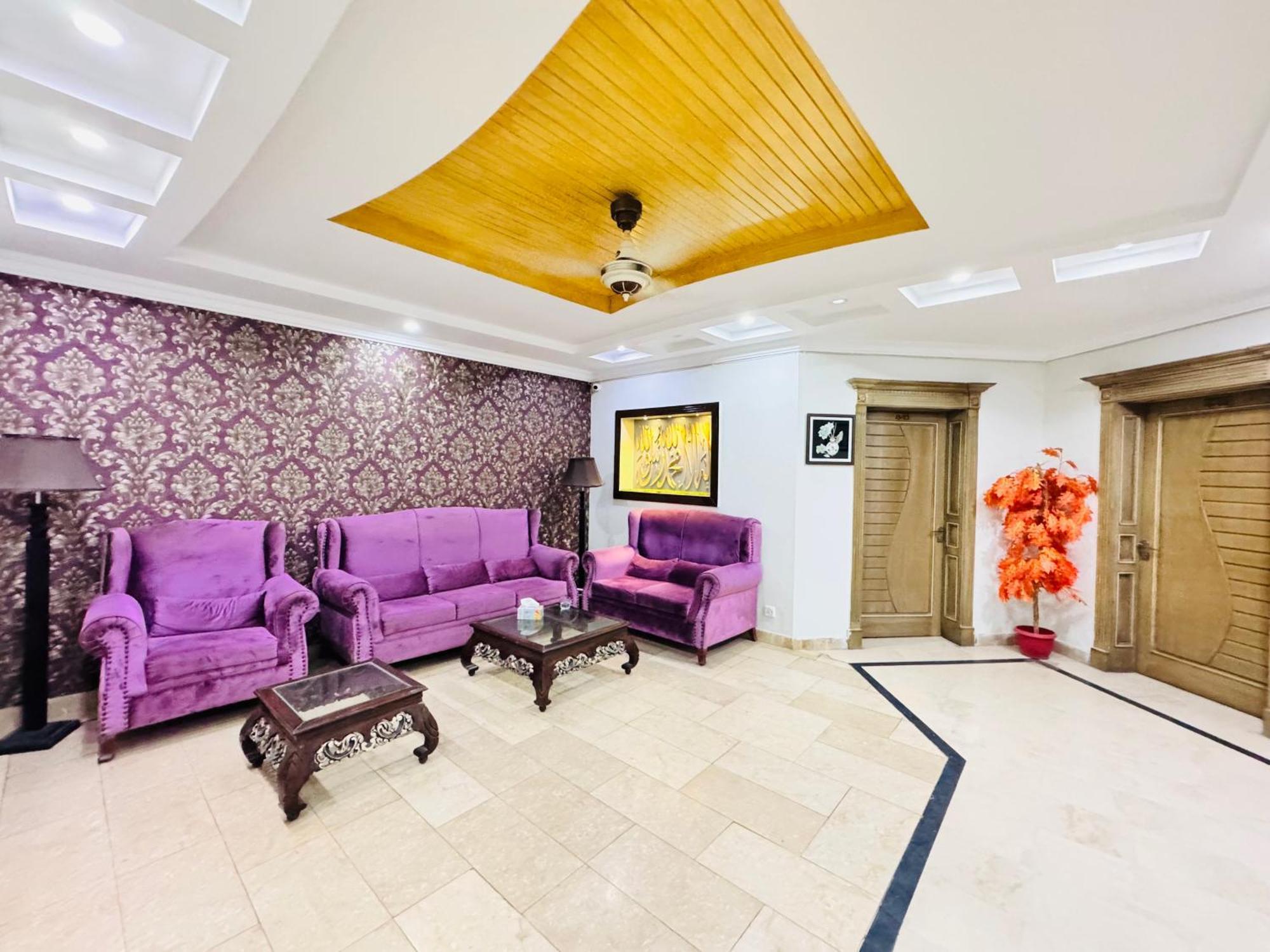 Holiday In Islamabad Exterior photo